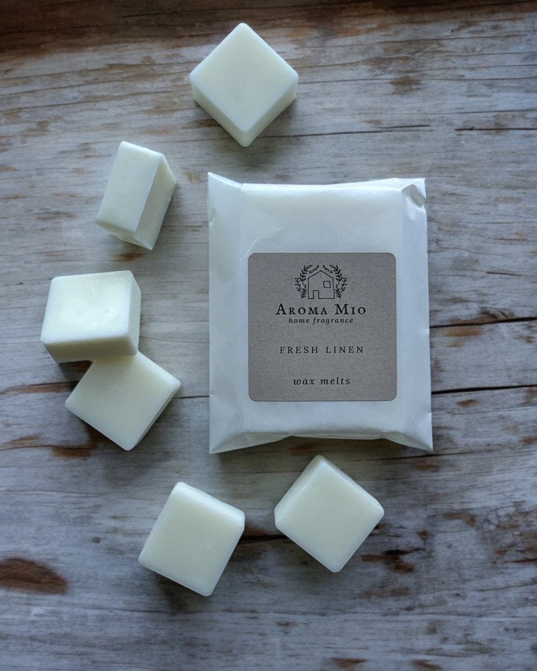 Fresh Linen Wax Melts, offering a clean and crisp fragrance reminiscent of freshly laundered linens. Perfect for filling your home with a light, airy scent that creates a refreshing and inviting atmosphere. Ideal for enhancing any room with a touch of clean elegance.